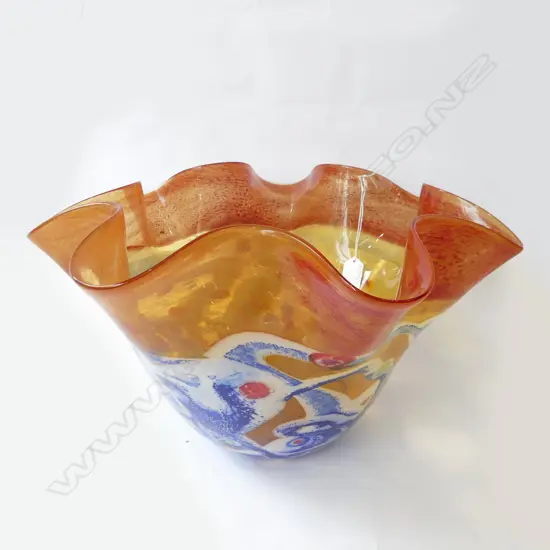 LARGE ART GLASS SCALLOPED RImmED BOWL  Dia.420mm