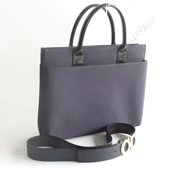 SALVATORE FERRAGAMO HAND BAG + BELT w. DUST BAG