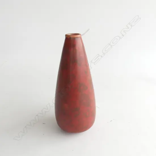 MINTON ASTRA WARE VASE - RED MOTTLED EFFECT, C1920'S  H.160mm