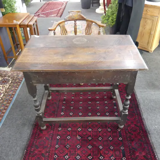 GEORGIAN OAK TABLE 900 x 550 x 750mm