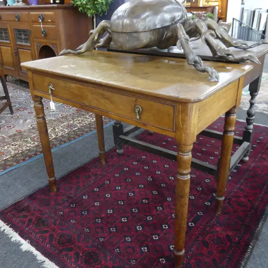 EARLY GEORGIAN TABLE w. FRIEZE DRAWER 915 x 480 x 725mm