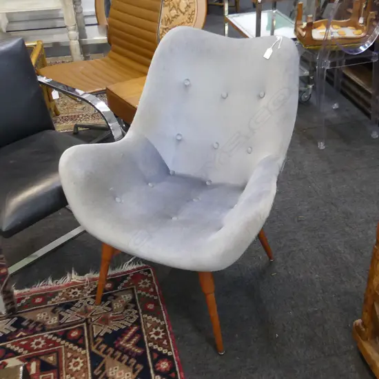 GRANT FEATHERSTON 1960'S THE B210 TELEVISION CHAIR