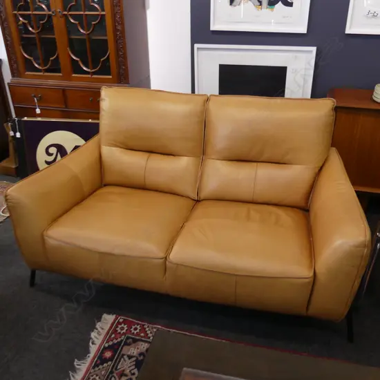 VIOLINO ITALIAN TAN LEATHER SOFA W.1620mm