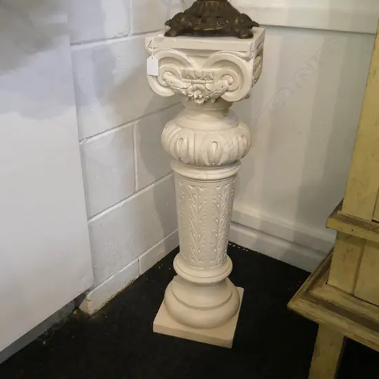 PLINTH & PLANT – H.720mm WITHOUT PLANT