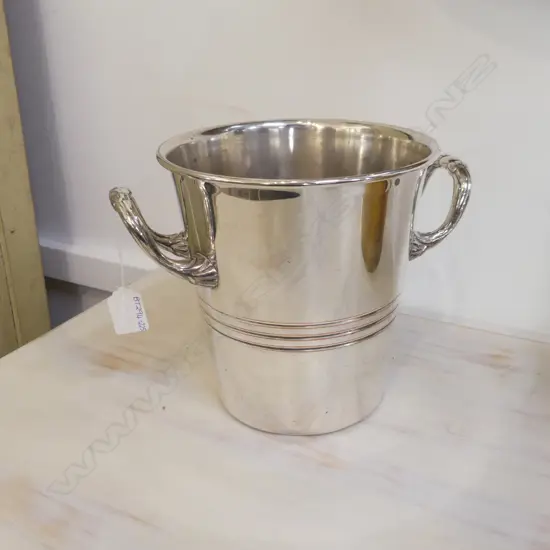 SILVER PLATED CHAMPAGNE BUCKET BY PERFECTION SILVER PLATE H. 195mm