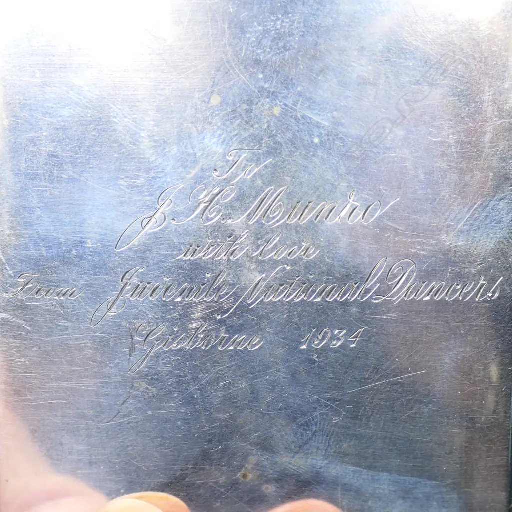 Two small silver cigarette cases ( one Japanese, one with Scottish crest), Image 1++