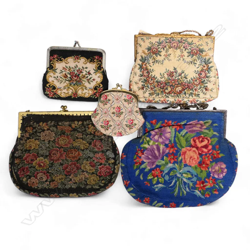Five early 20thC European embroidered and petit point purses, Image 1++