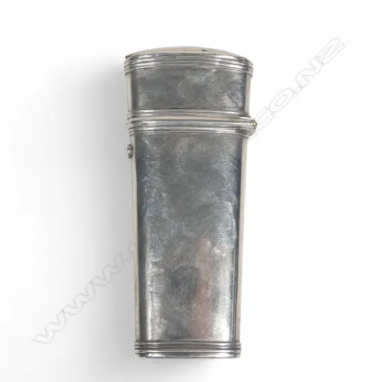 A Georgian period silver étui of plain tapering oval section with reeded borders, contents absent. L.90mm. Some faults