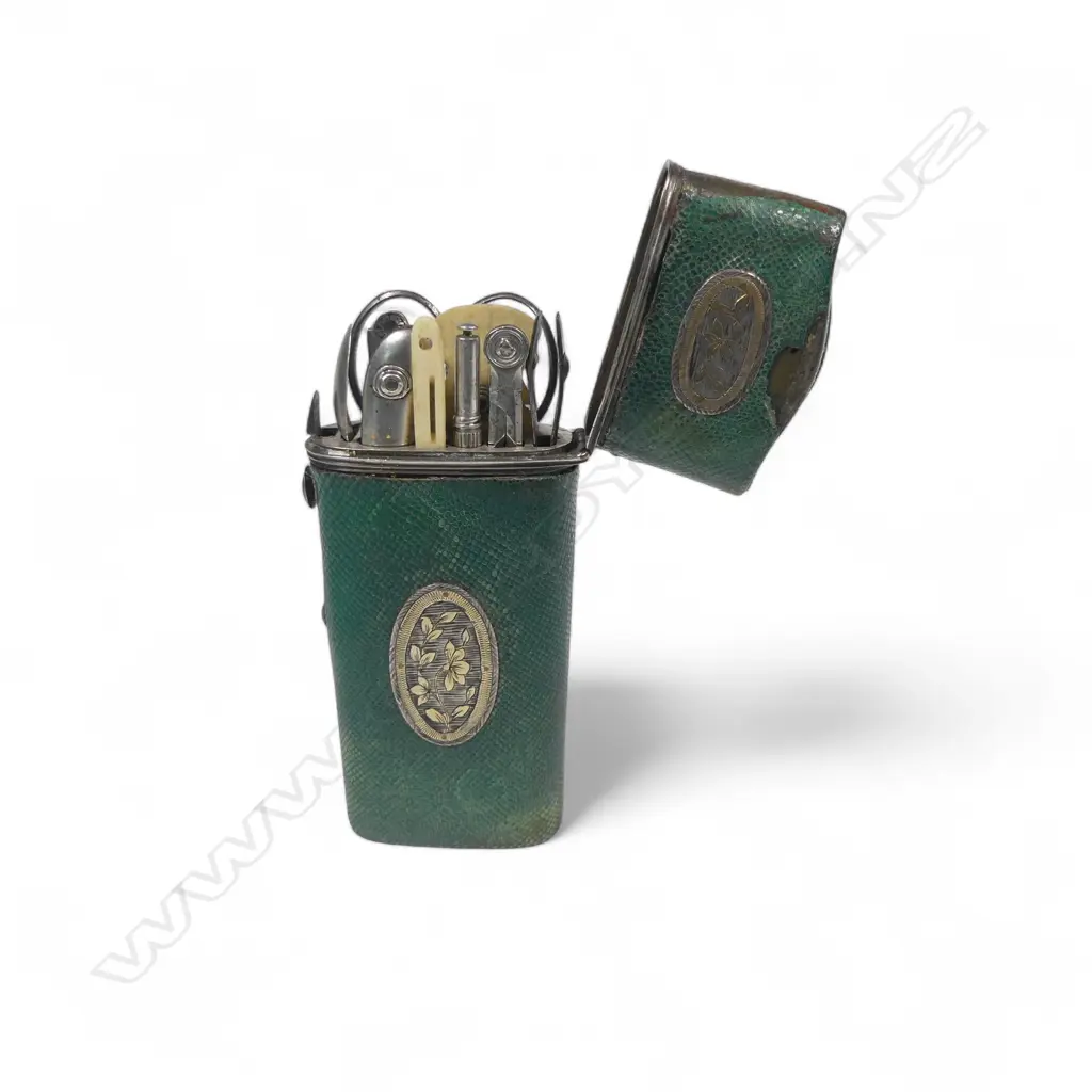 A Georgian period silver mounted emerald green fish skin bound étui, with comprehensive contents, Image 1++