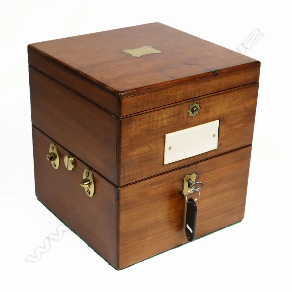 An early 20thC two day marine chronometer by William Woods, Maker to the Admiralty, 69 Lord Street, Liverpool, numbered 612, running, Image 1++