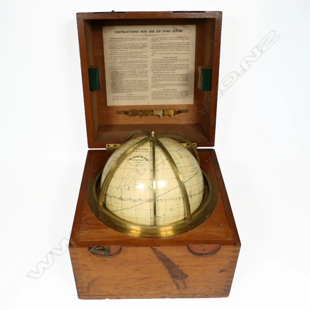 A Henry Hughes & Son Ltd. 'Husun' Star Globe, London, No.1798, dated 1920, Image 1++