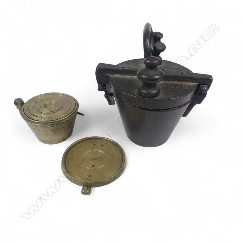 An old set of nesting cup weights from approx ¼oz to 10oz, possibly Nuremberg late 18thC, and another set 19thC brass, Image 1++