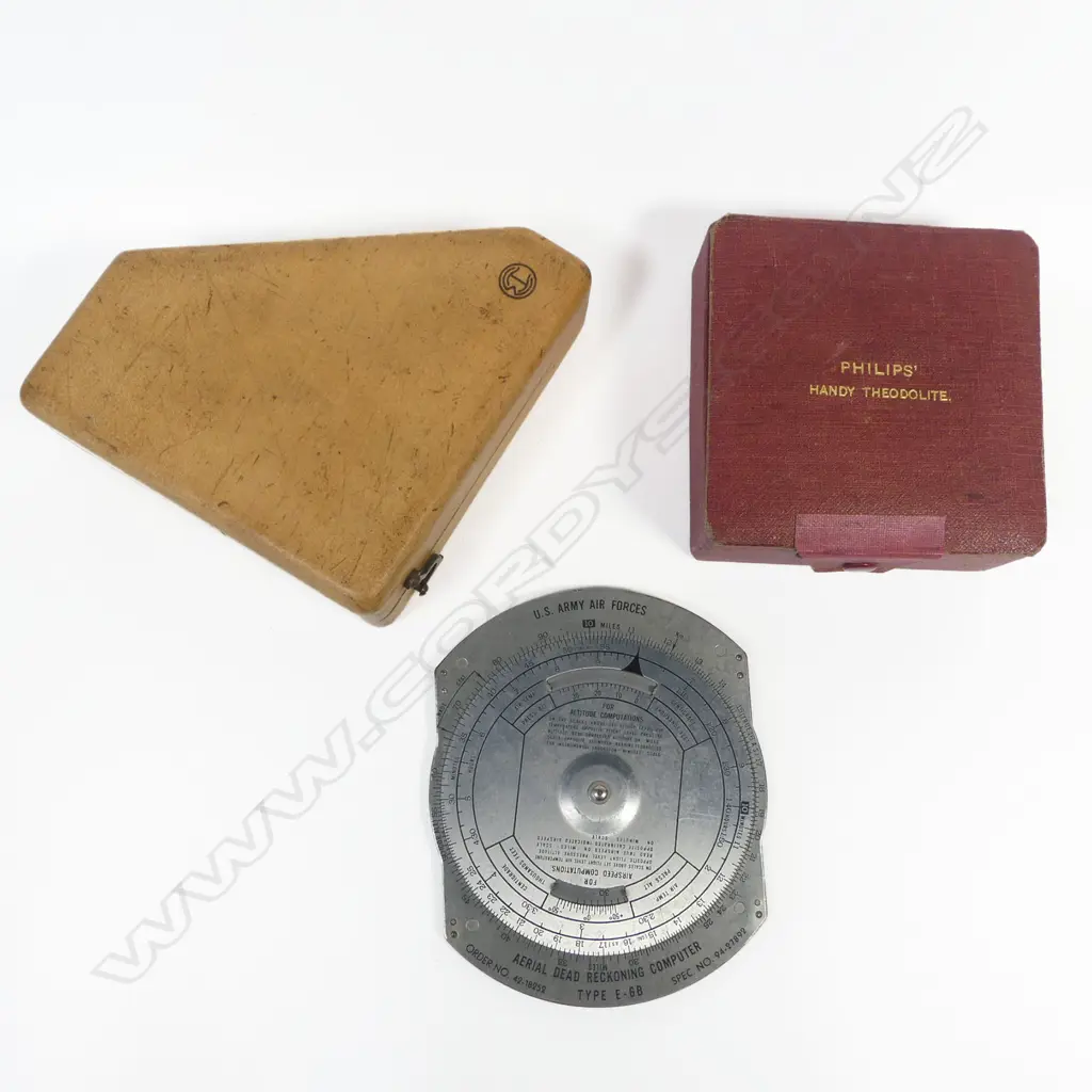A USAAF Aerial Dead Reckoning Computer: a Philips' 'Handy Theodolite' and a German WWII 'gunner's quadrant', Image 1++