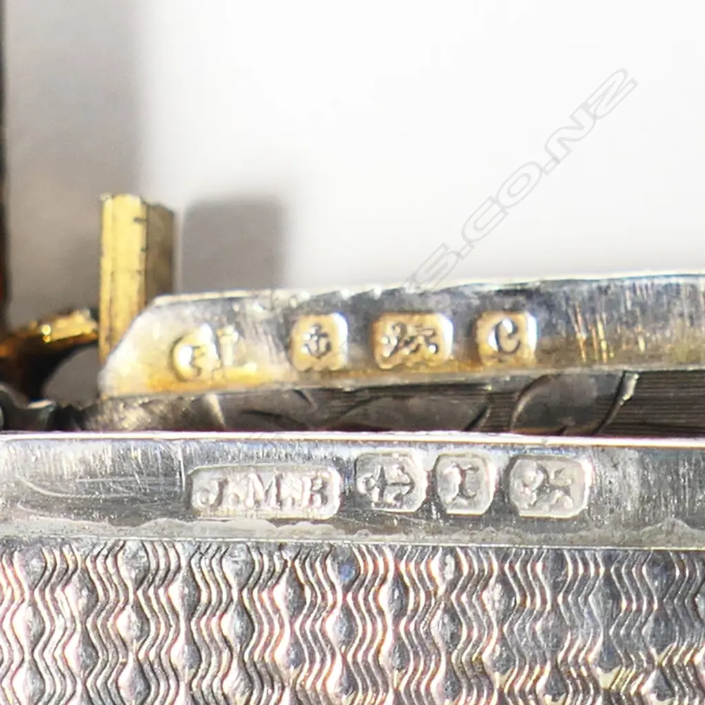 Two sterling silver vesta and a silver cigarette case, all dented. Total 105gm Image 1++