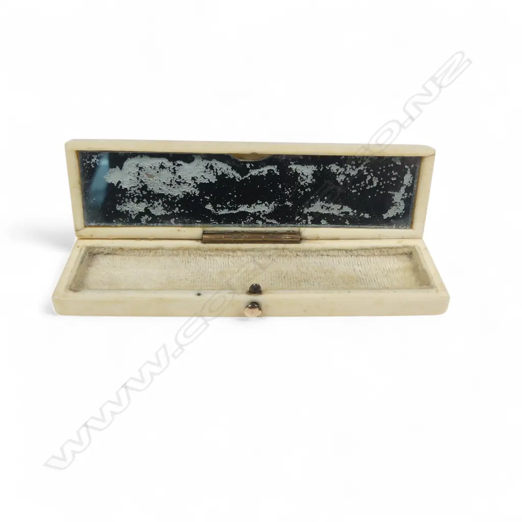A 19thC ivory toothpick case, rectangular shape, the hinged lid with fluted top inlaid with minute gold florets, Image 1++