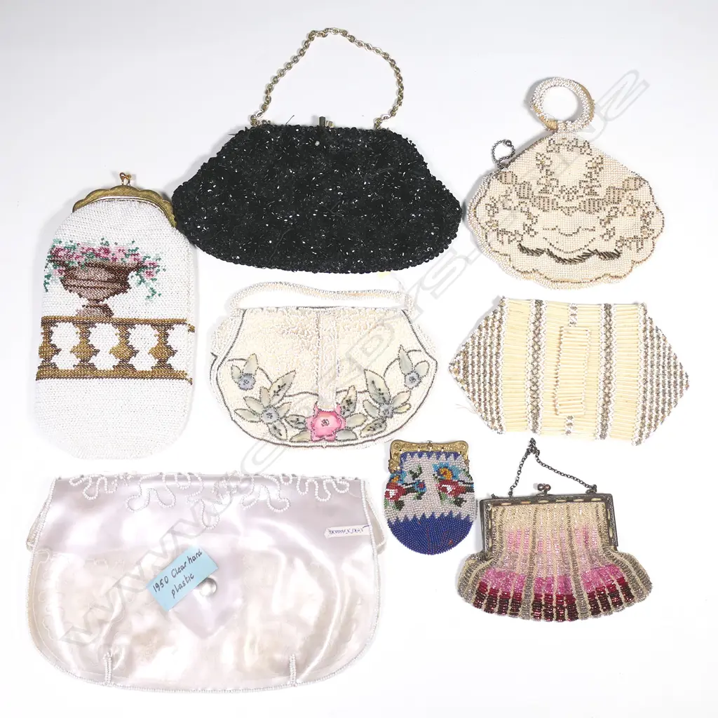 A selection of various handbags Image 1++