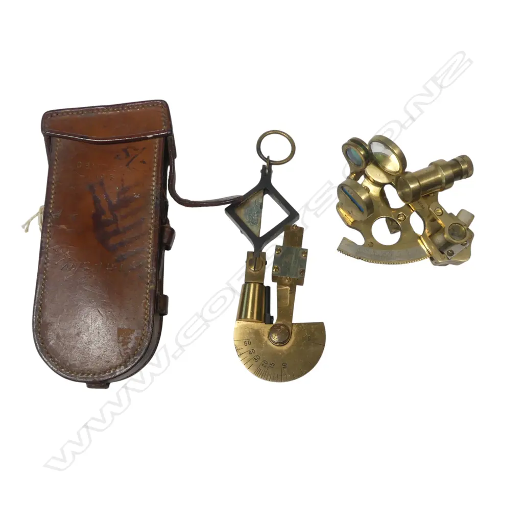 A WWI De Lisle clinometer by R J Hopgood & Co., London 1915, Image 1++