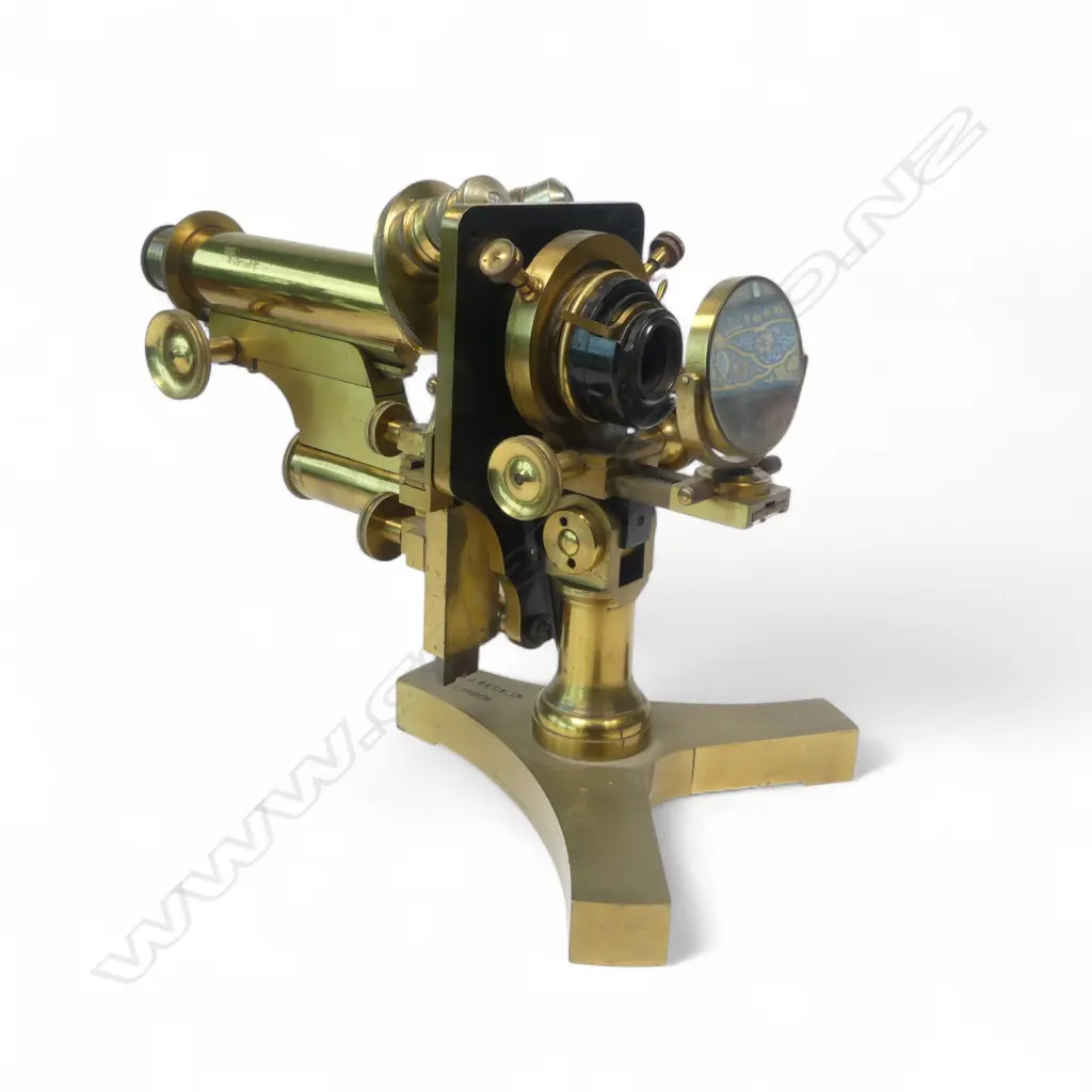 An early 20thC all brass monocular microscope by R & J Beck Ltd, London, number 29580 Image 1++