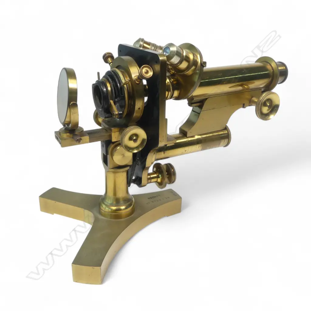 An early 20thC all brass monocular microscope by R & J Beck Ltd, London, number 29580 Image 1++