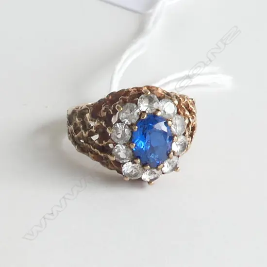 9CT GOLD FAUX SAPPHIRE AND DIAMOND RING SIZE O 1/2