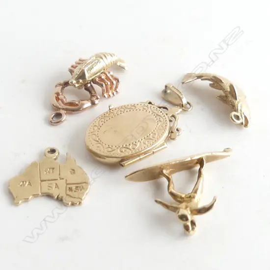 5 9CT CHARMS; LOCKET, LOBSTER, AUSTRALIA, SURFER & FISH 7.2 GRAMS