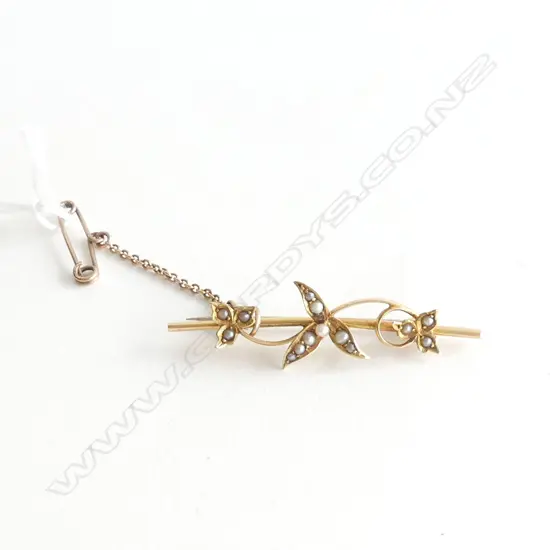 15CT GOLD SEED PEARL FLOWER BROOCH 3gm