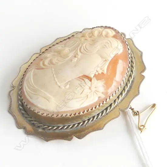VINTAGE SILVER GILT LGE  CAMEO BROOCH H.65mm