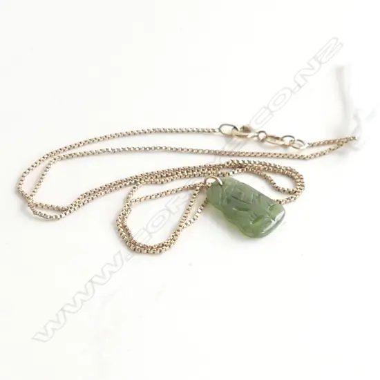 9CT GOLD CHAIN WITH SM GREENSTONE TIKI PENDANT 2.4GMS