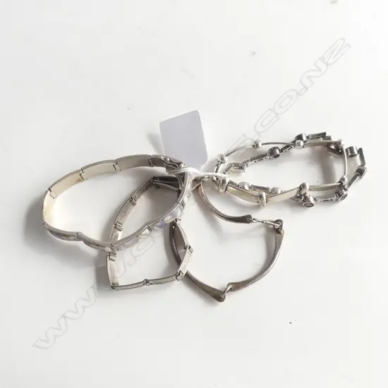 5 STG BRACELETS 81 GRAMS