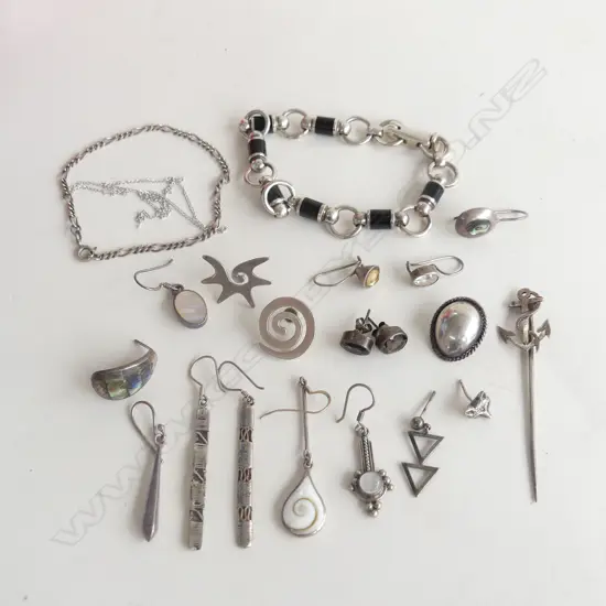 ASST. STG SILVER JEWELLERY 70 GRAMS