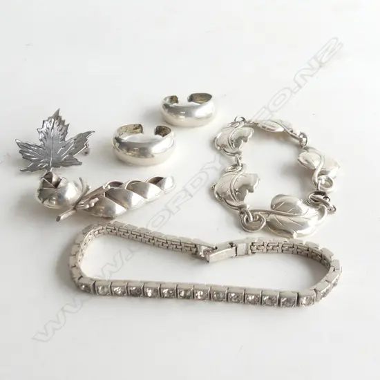 5 STYLISH SILVER JEWELLERY PCES: LEAF BRACELET + PINE CONE JoPoL BROOCH...