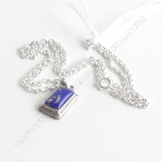 LAPIZ PENDANT & 925 SILVER CHAIN