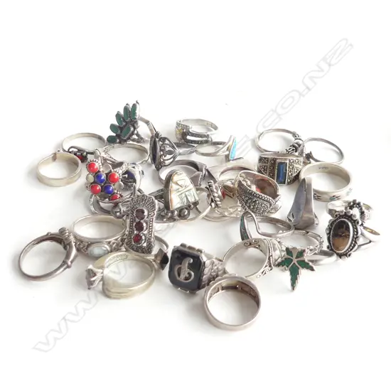 35 SMALL STG RINGS 116 GRAMS