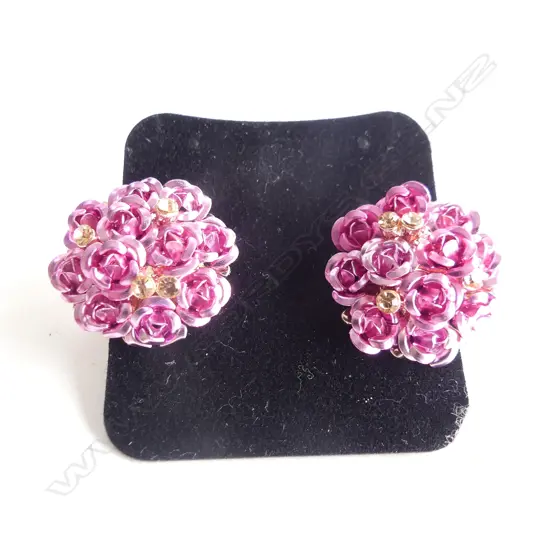 FLORAL COLOURED METAL EARRINGS POSTS FOR PIERCED EARS WITH SAFETY CLIPS