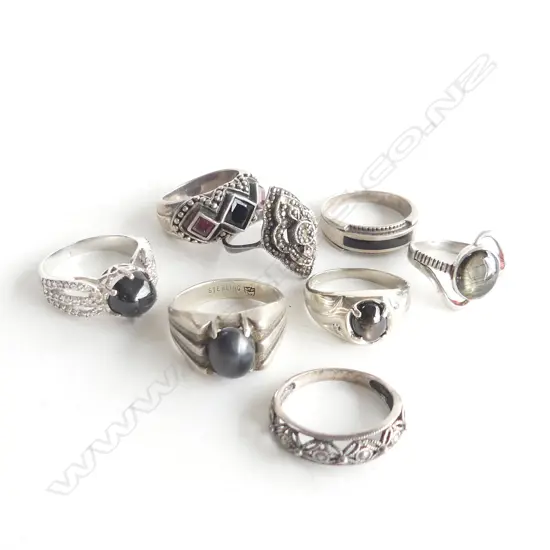 8 STG & BLACK STONE RINGS; STAR SAPPHIRE ETC 39 GRAMS