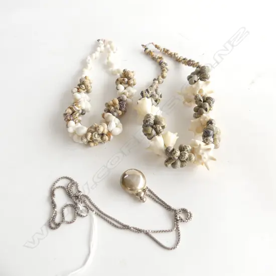 PERFUME BOTTLE ON 925 CHAIN + 2 SHELL NECKLACES