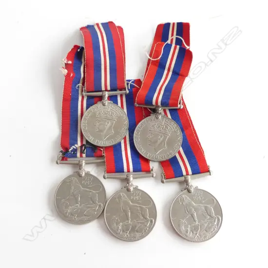 5 1939-45 WAR MEDALS