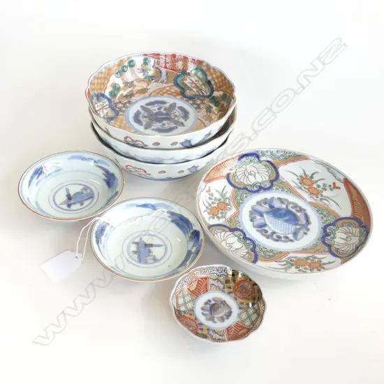 7 OLD JAPANESE IMARI DISHES / BOWLS Largest Dia.170mm