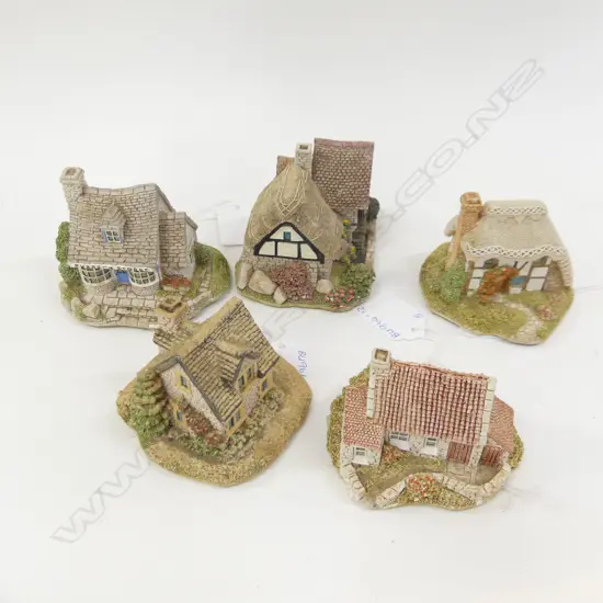 5 LILLIPUT LANE COTTAGES 