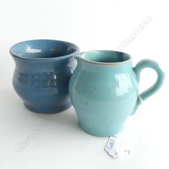 2 ELIZABETH MATHESON PAKA POTTERY PIECES. VASE & JUG BLUE 