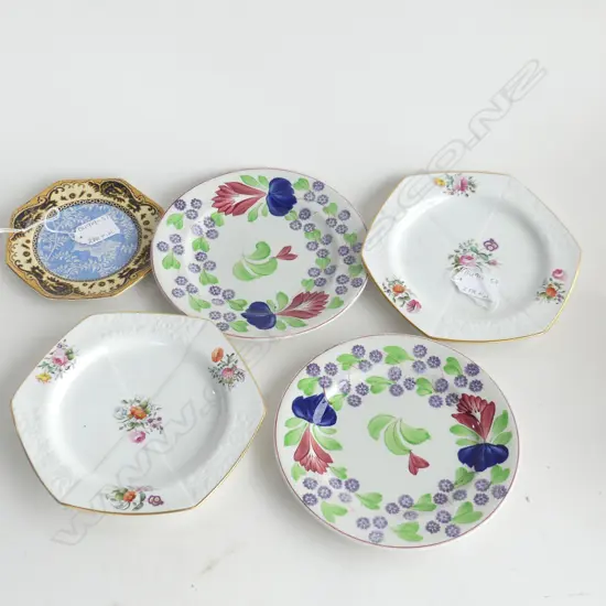 5 PLATES; 2 PR OLD SPODE PLATES; 2 HEXAGONAL C1909 (DIA 170MM) & 2 SPONGE FINISHED (DIA 180MM)+GRIMWADES BUTTERFLY PLATE