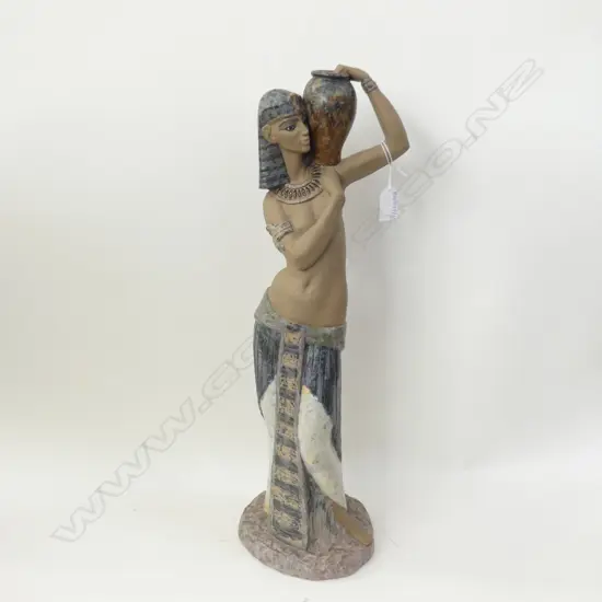 TALL LLADRO EGYPTIAN FIGURE 'AIDA' # 2039 H.540mm