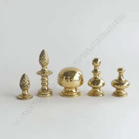 5 ASST HEAVY BRASS DOOR KNOBS 