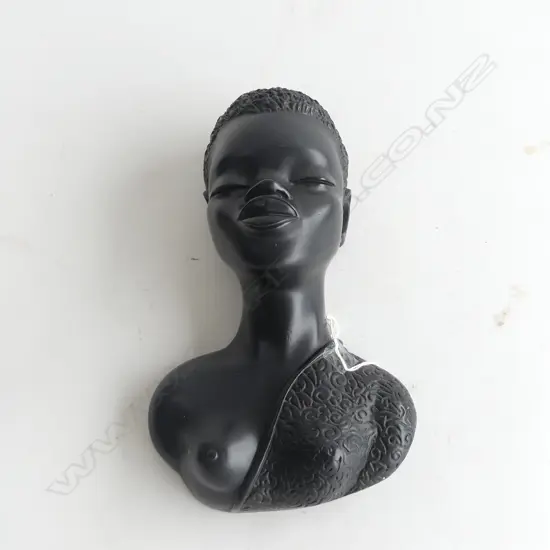 VINTAGE PLASTER WALL BUST AFRICAN WOMAN