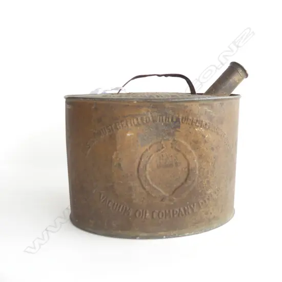 VINTAGE 'LAUREL KEROSENE' OIL CAN W.190mm