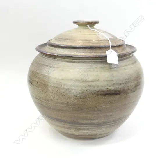 RAY RODGERS 'SATURN POT' LIDDED H.290mm