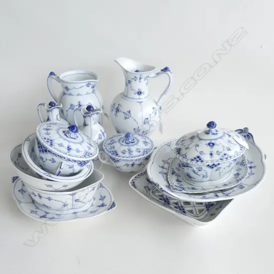 12 PCS ROYAL COPENHAGEN BLUE & WHITE CHINA INCL SERVING DISHES; LG JUGS, SAUCE & GRAVY BOAT, ETC..