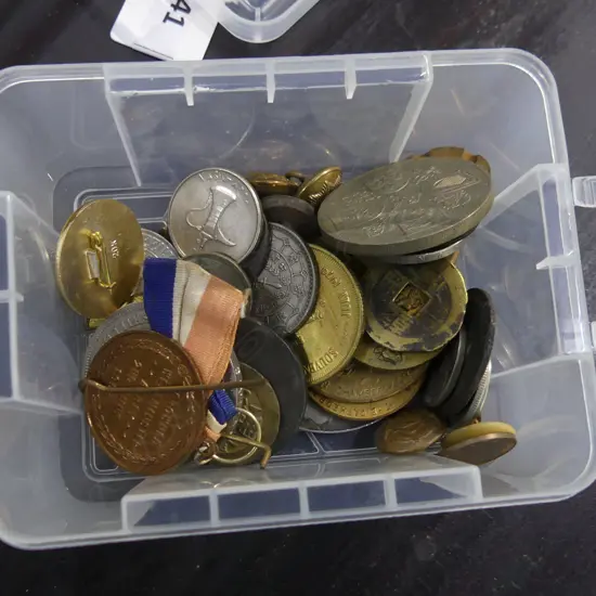 SM CONTAINER ASST OLD COINS, BUTTONS, TOKENS, MEDALS ETC..
