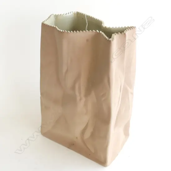 ROSENTHAL BROWN PAPER BAG PORCELAIN VASE Design by Tapio Wirkkala H.285mm