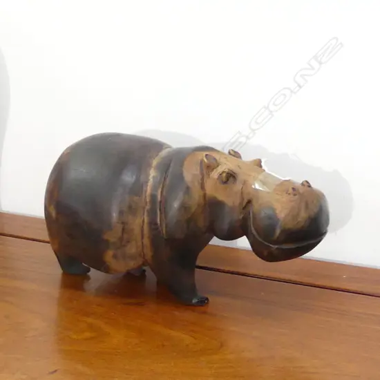 CARVED WOODEN HIPPO L.340mm
